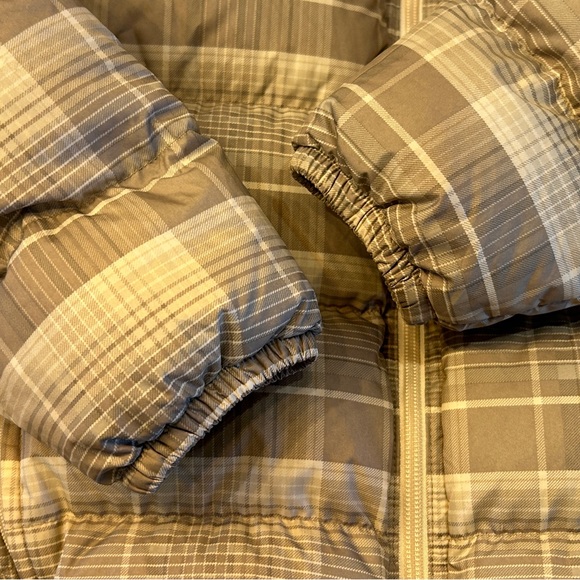 EUC Patagonia as-warm-as they get! goose-down puffer coat - Picture 6 of 8